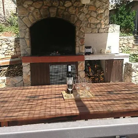 Charming Modern House With The New Swimming Pool - Maya 1 Apartament