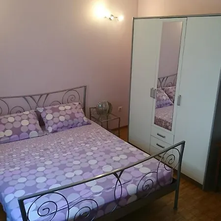 Charming Modern House With The New Swimming Pool - Maya 1 Apartment *