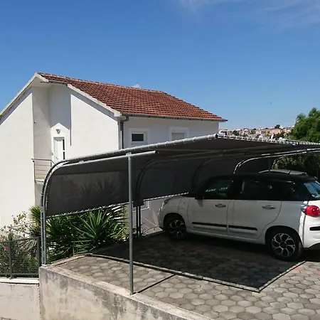 Charming Modern House With The New Swimming Pool - Maya 1 Apartmán